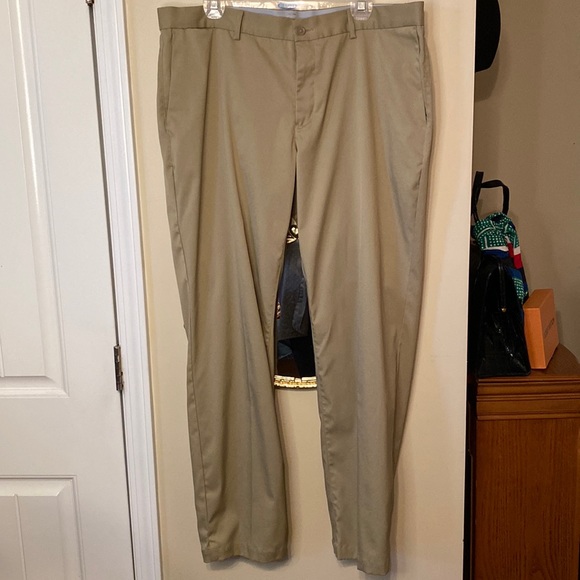 Nike Other - Nike Golf Dri-Fit flat front pants in khaki